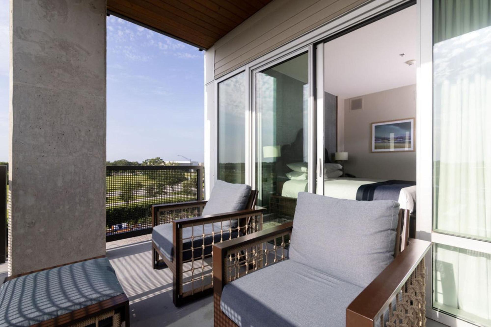 בריאן The Stella Hotel, Autograph Collection מראה חיצוני תמונה