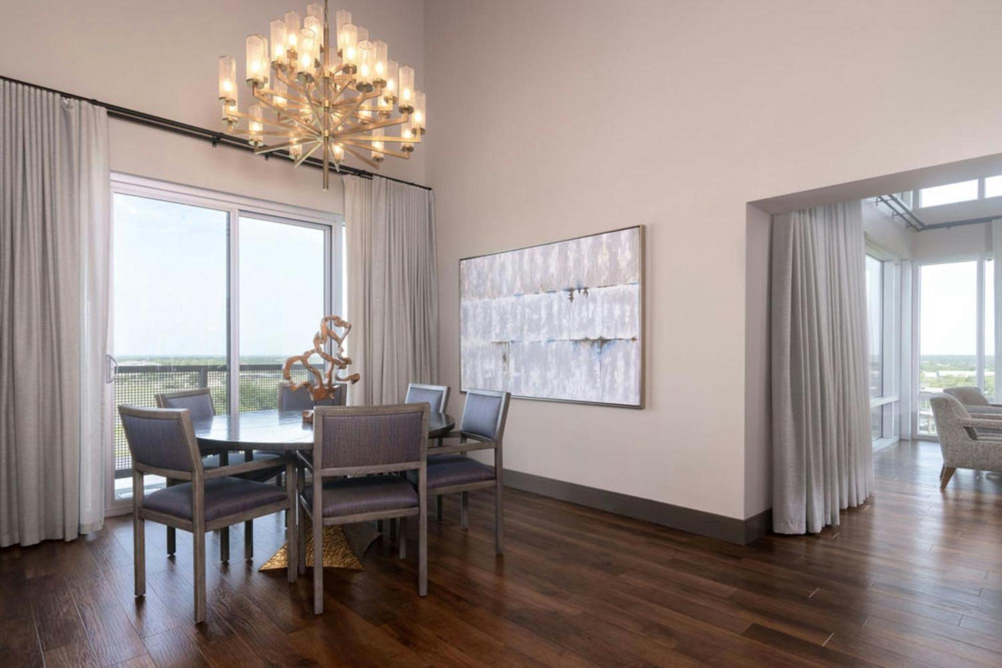 בריאן The Stella Hotel, Autograph Collection מראה חיצוני תמונה